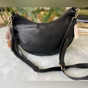 💗NWT! Urban Originals Crossbody Bag
